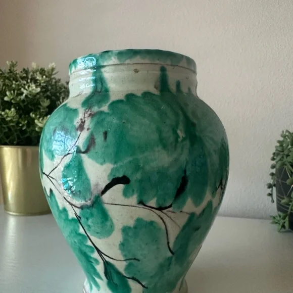 Rare 1963 Vintage Ceramic Vase made by a local artist in Mexico. - Picture 3 of 7